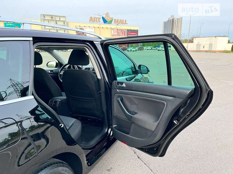 Volkswagen Golf 2011