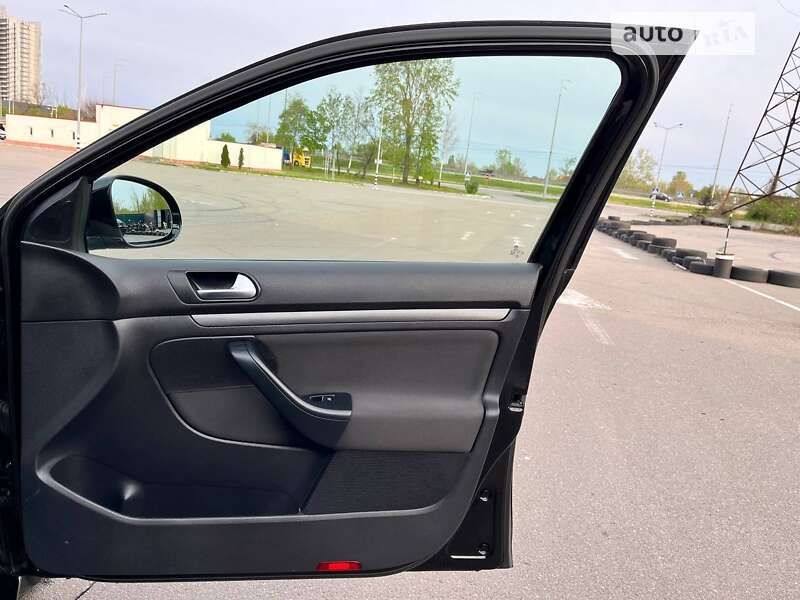 Volkswagen Golf 2011