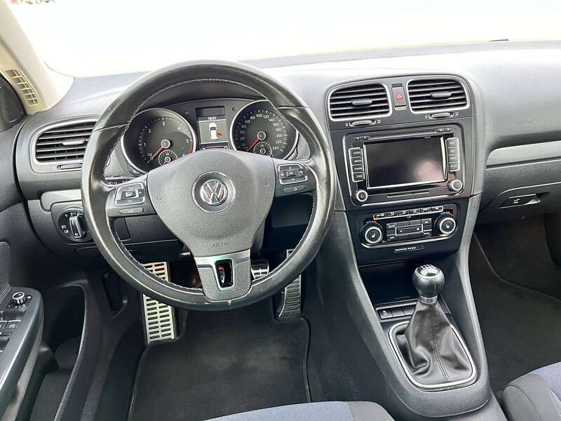 Volkswagen Golf 2011