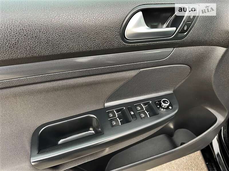 Volkswagen Golf 2011