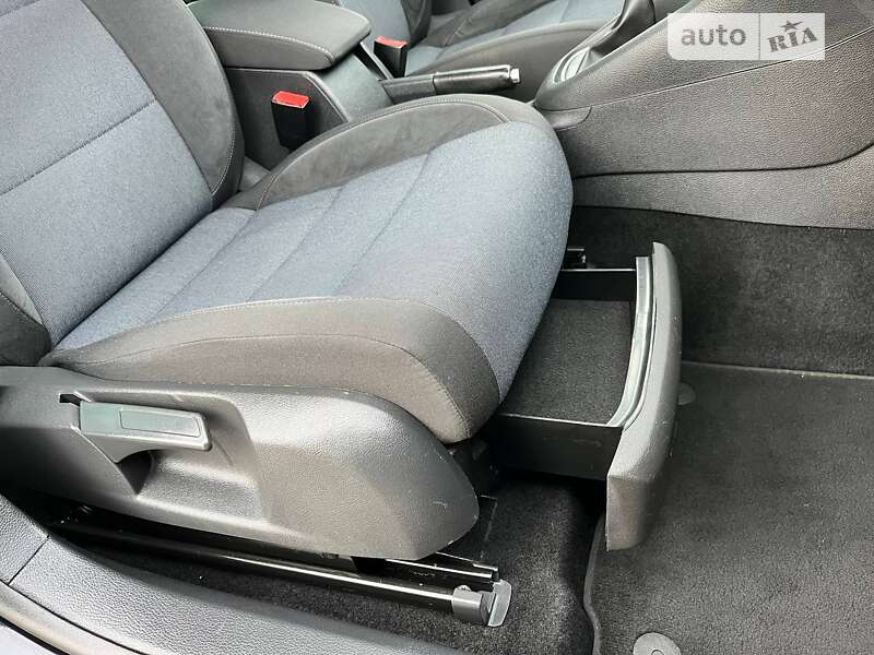 Volkswagen Golf 2011