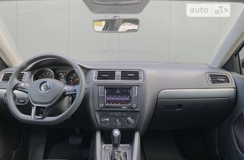 Volkswagen Jetta 2016