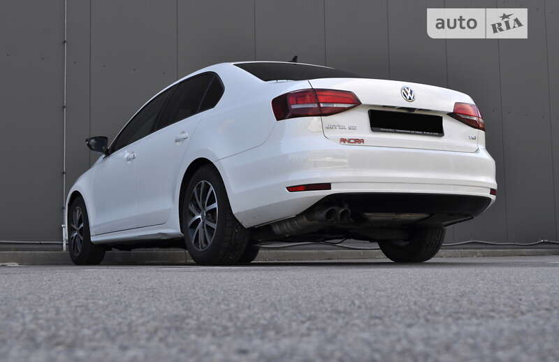 Volkswagen Jetta 2016