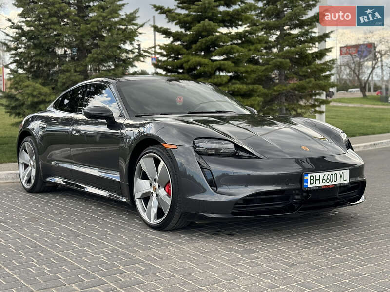 Porsche Taycan 2020