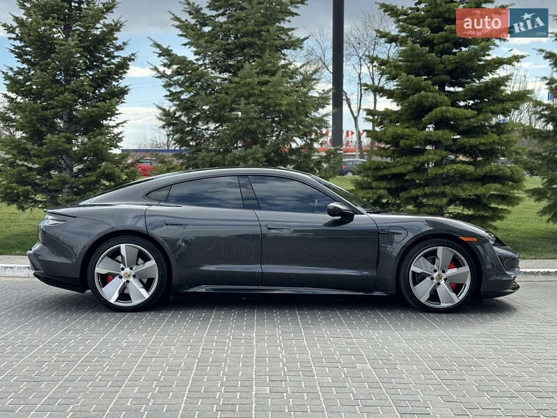 Porsche Taycan 2020