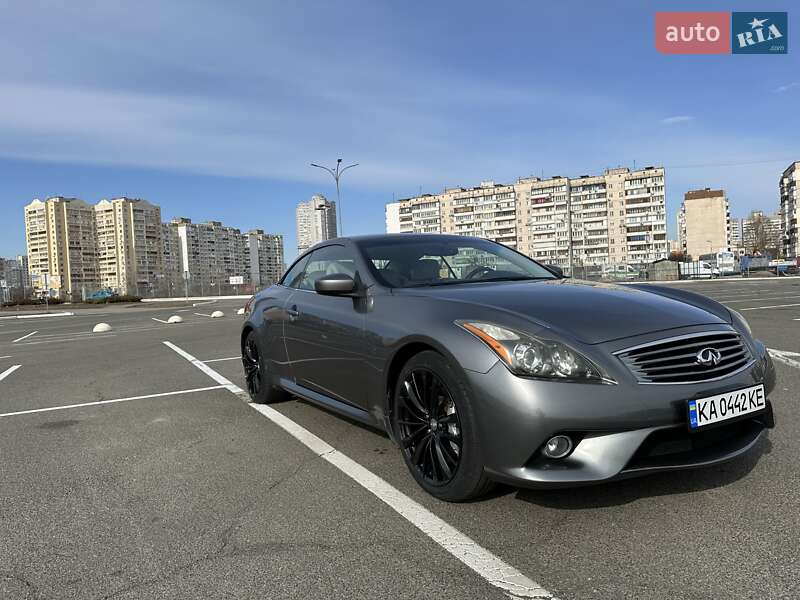 Infiniti G37 2011