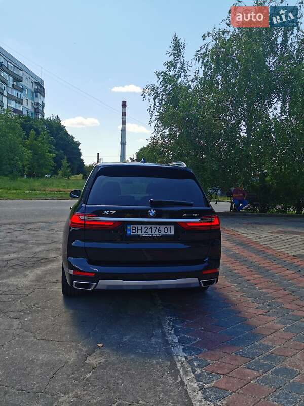 BMW X7 2020