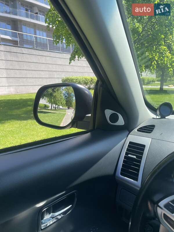 Mitsubishi Outlander XL 2007