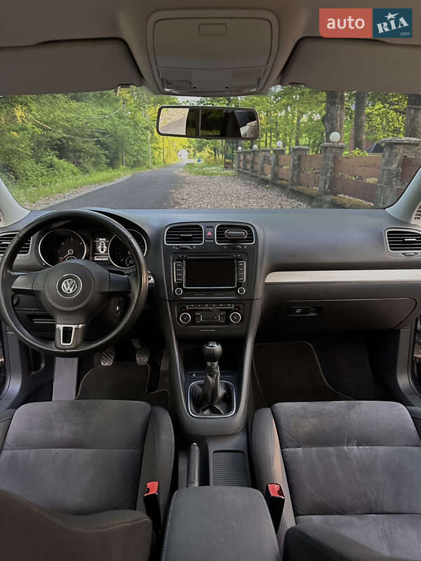 Volkswagen Golf 2011