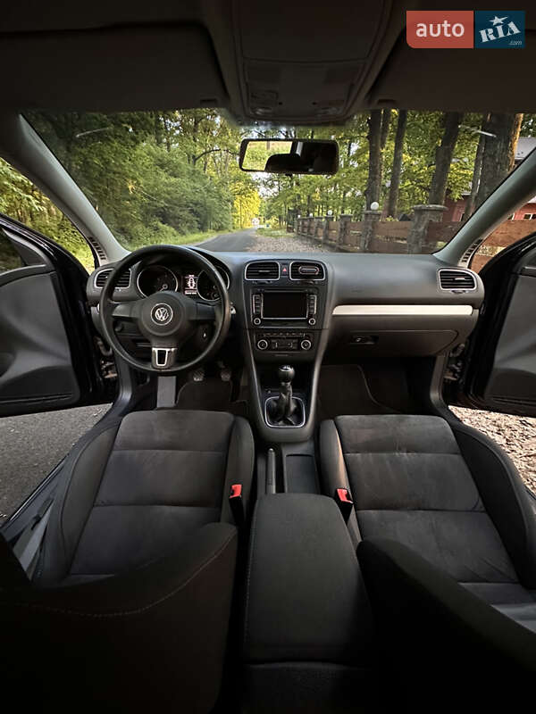 Volkswagen Golf 2011