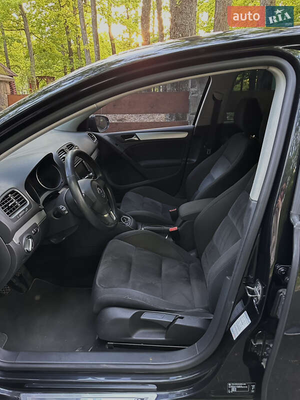 Volkswagen Golf 2011