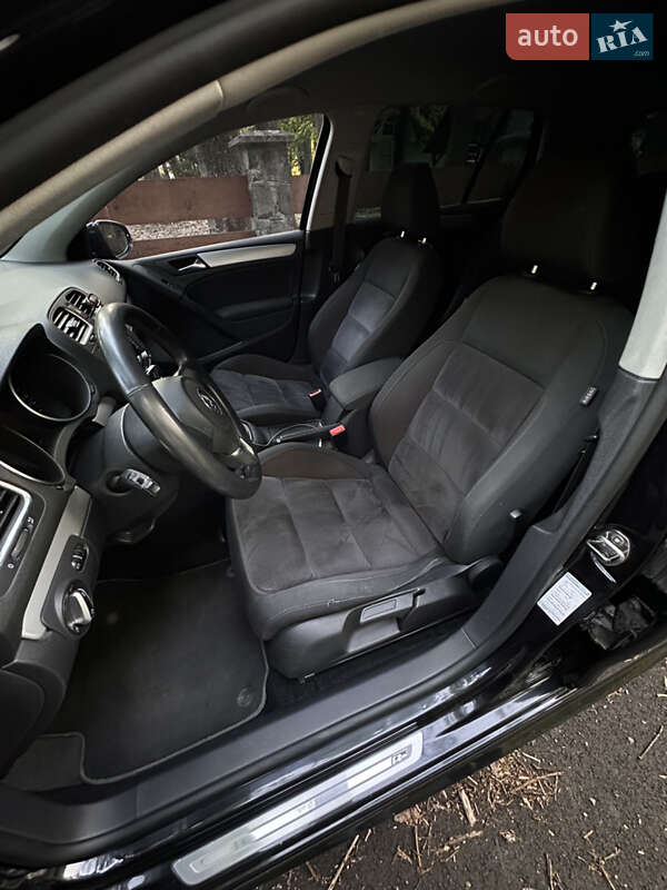 Volkswagen Golf 2011