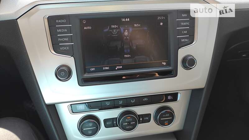 Volkswagen Passat 2015