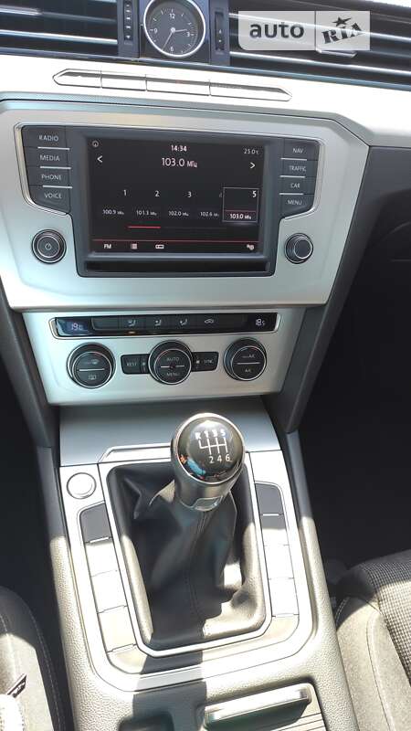 Volkswagen Passat 2015