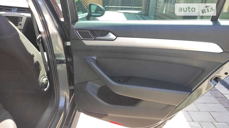 Volkswagen Passat 2015