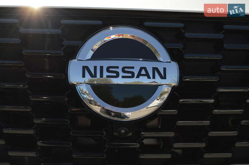 Nissan-21
