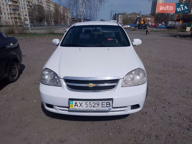 Chevrolet Lacetti 2012