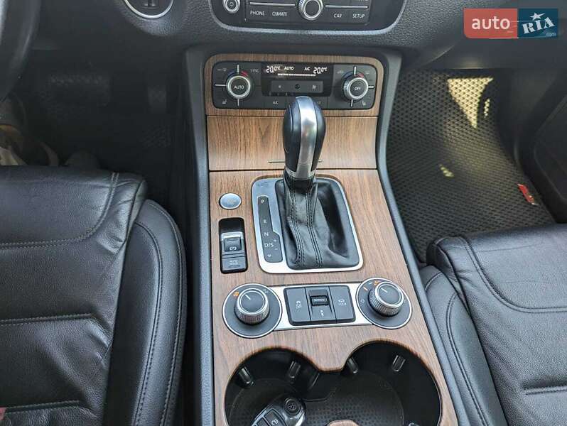 Volkswagen Touareg 2016