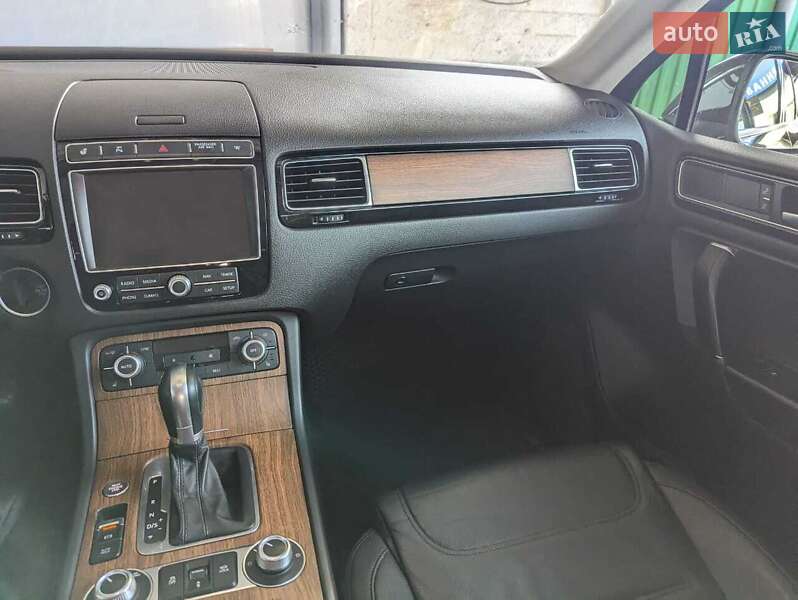 Volkswagen Touareg 2016