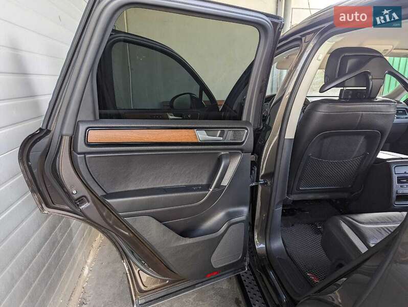 Volkswagen Touareg 2016