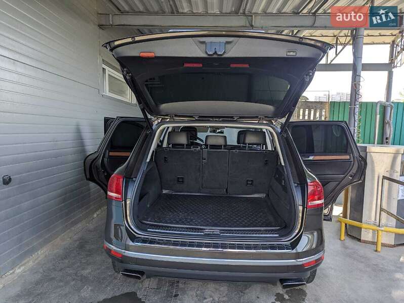 Volkswagen Touareg 2016