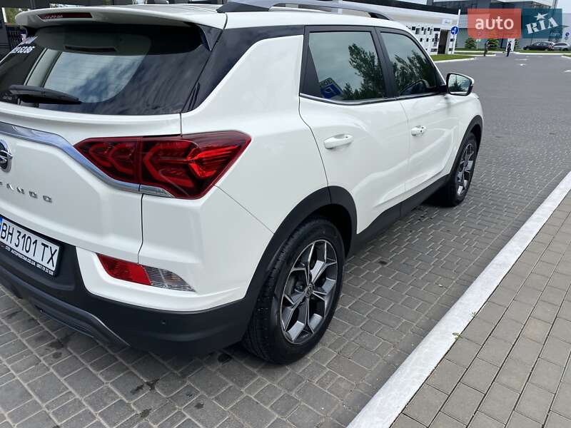 SsangYong-13