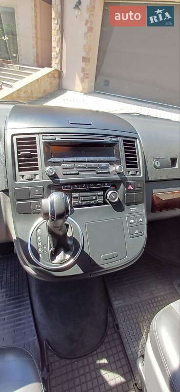 Volkswagen Multivan 2012