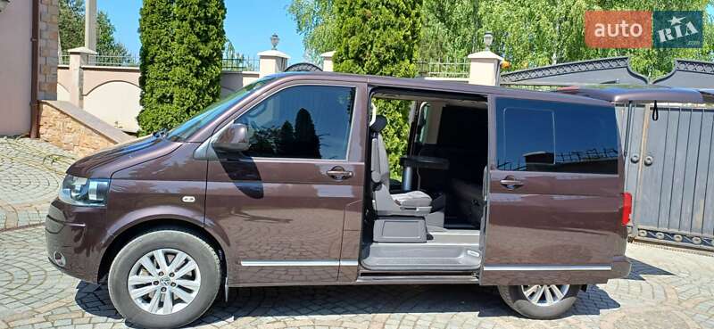 Volkswagen Multivan 2012