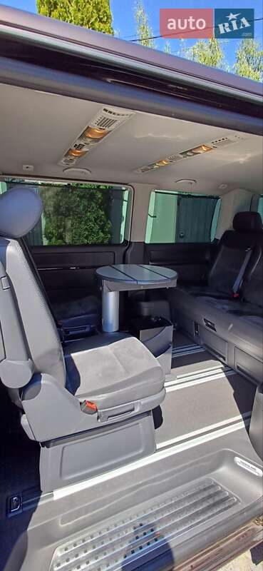 Volkswagen Multivan 2012