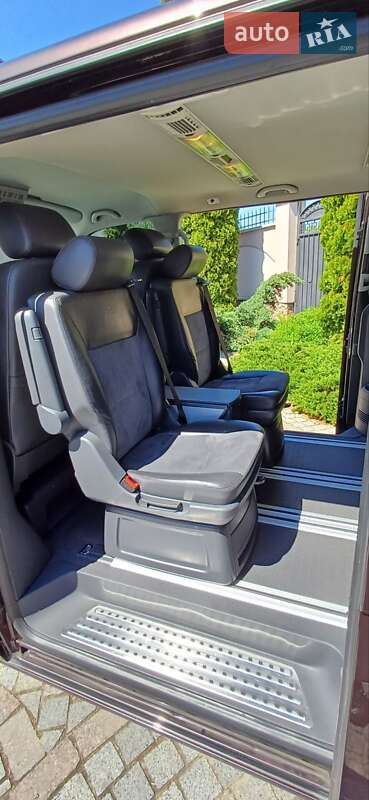 Volkswagen Multivan 2012