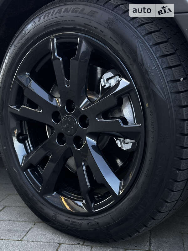 Peugeot 508 RXH 2012