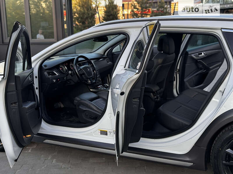 Peugeot 508 RXH 2012