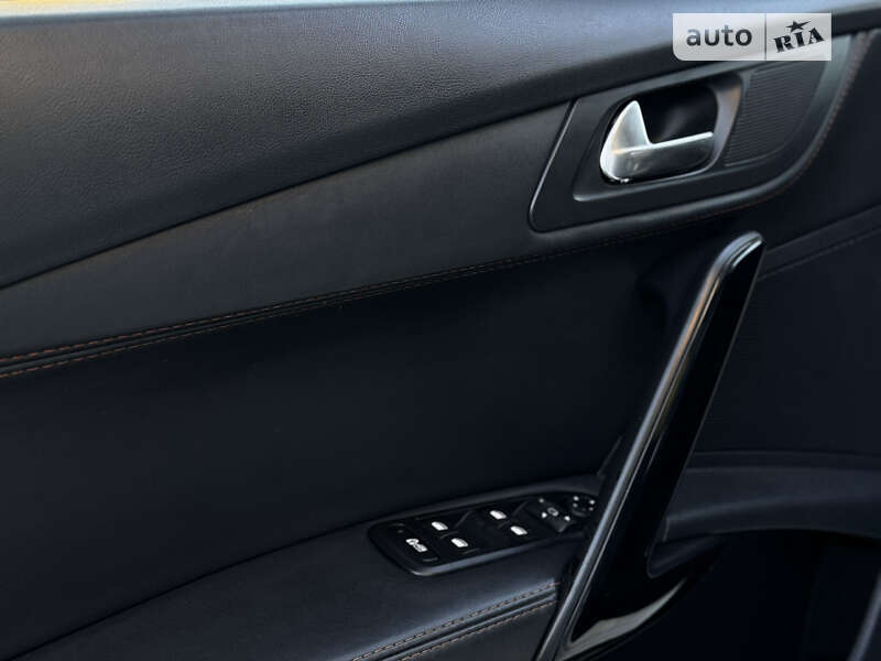 Peugeot 508 RXH 2012