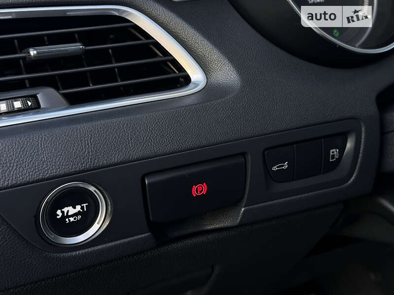 Peugeot 508 RXH 2012