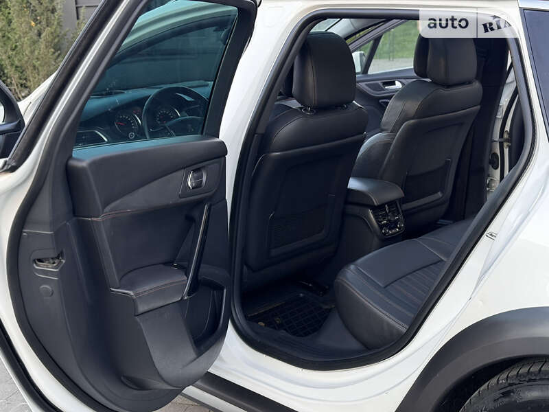 Peugeot 508 RXH 2012