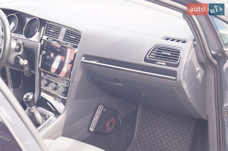 Volkswagen Golf 2017