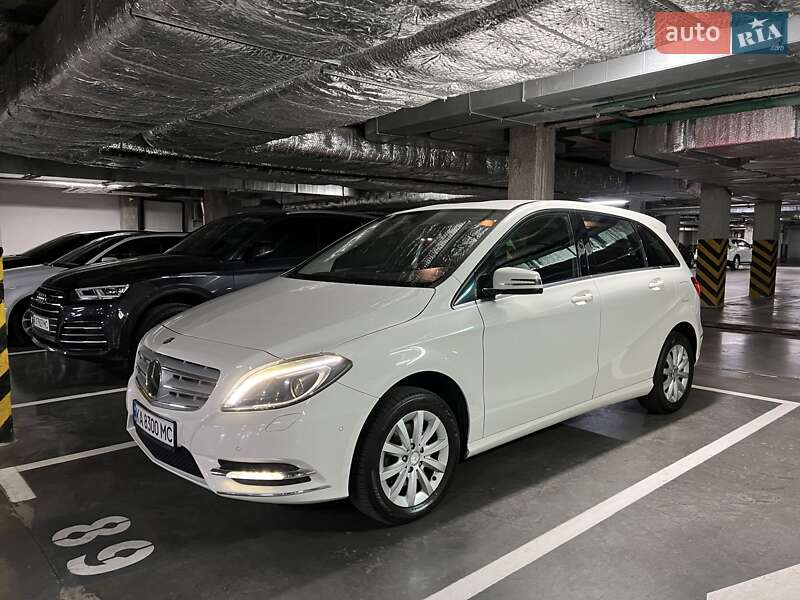 Mercedes-Benz B-Class 2013