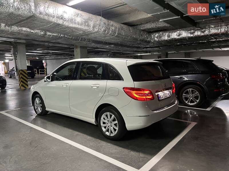 Mercedes-Benz B-Class 2013