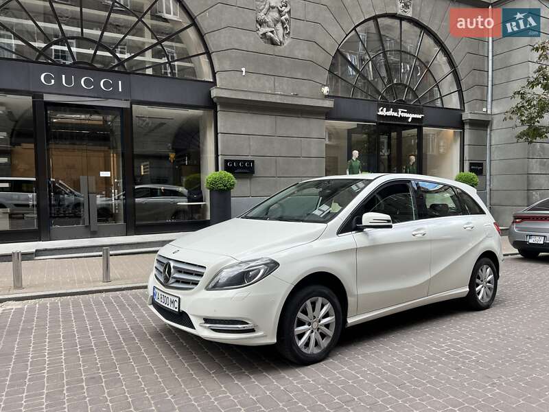 Mercedes-Benz B-Class 2013
