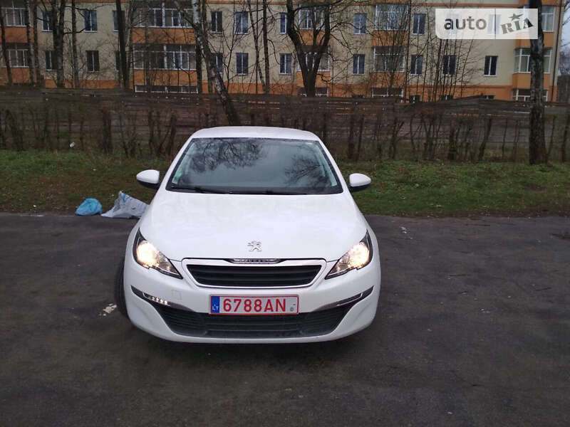 Peugeot 308 2015