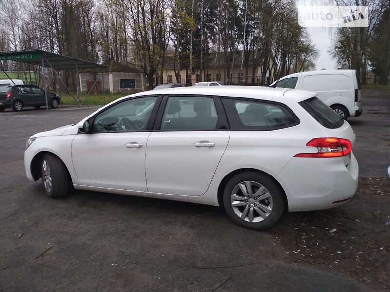 Peugeot 308 2015