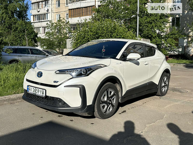 Toyota C-HR EV 2020