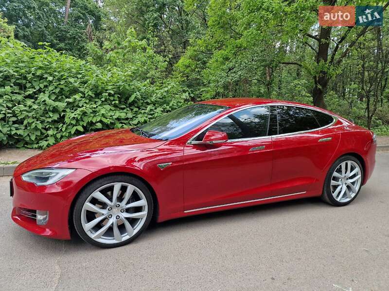 Tesla-10