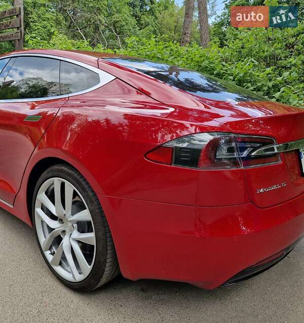 Tesla-11