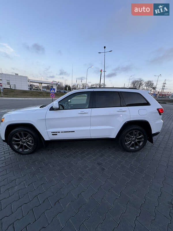Jeep Grand Cherokee 2016