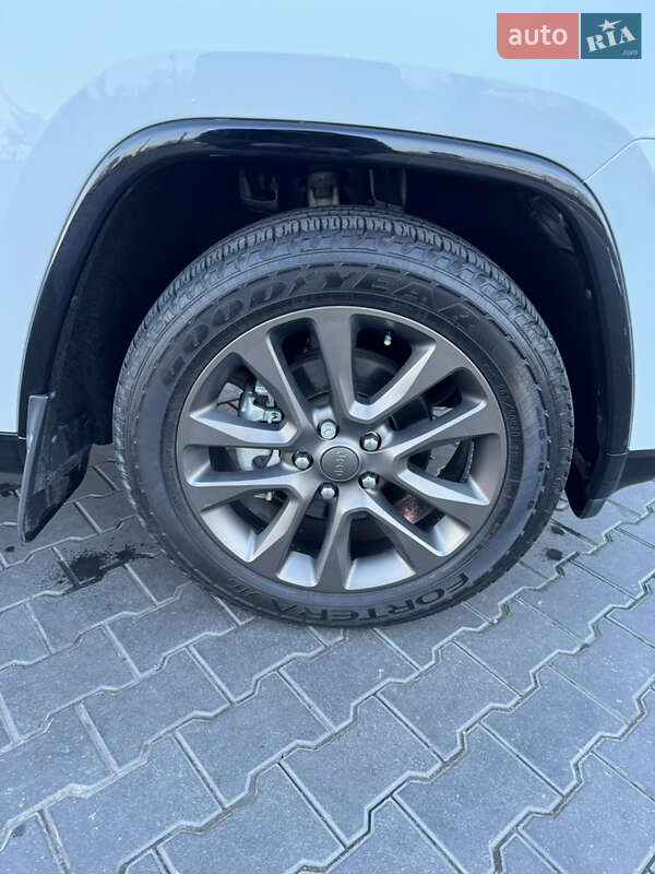 Jeep Grand Cherokee 2016