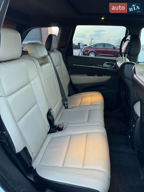 Jeep Grand Cherokee 2016