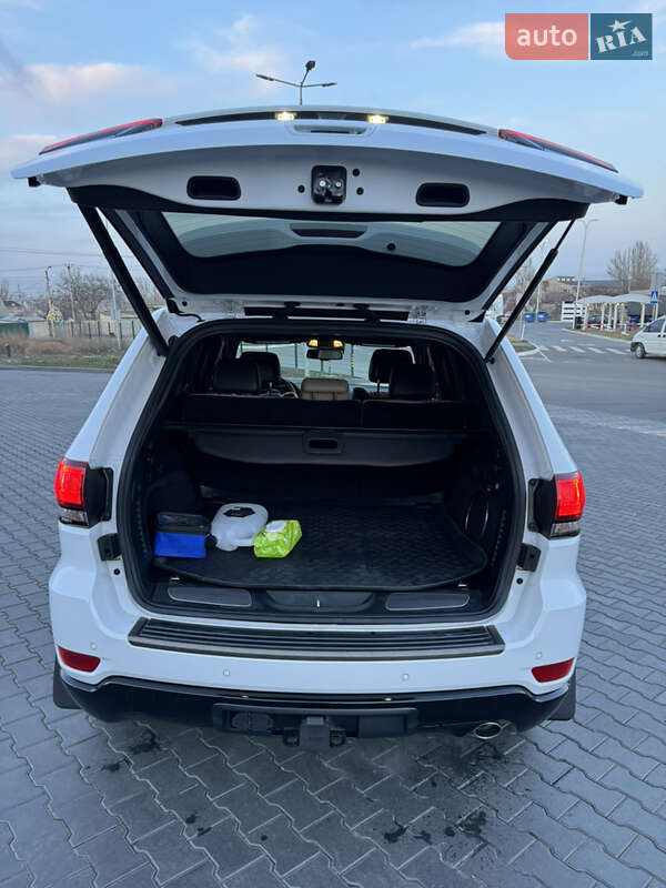 Jeep Grand Cherokee 2016