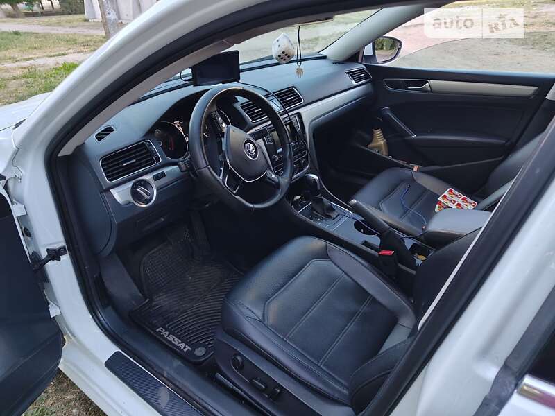 Volkswagen Passat 2016