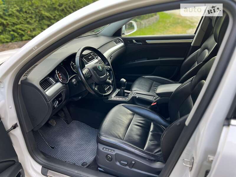 Skoda-12